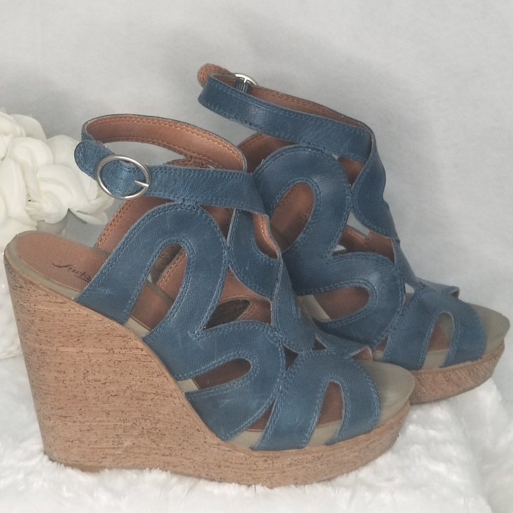 Lucky Brand Penrose Platform Sandal